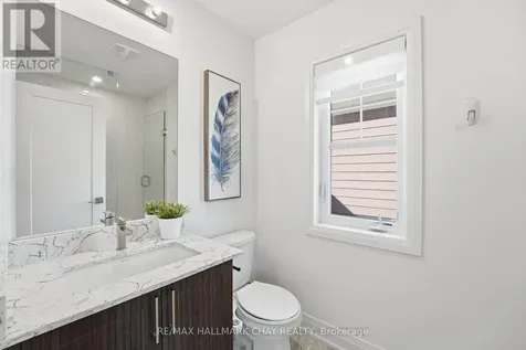 29 Shelburne Avenue Wasaga Beach ON L9Z 0J4