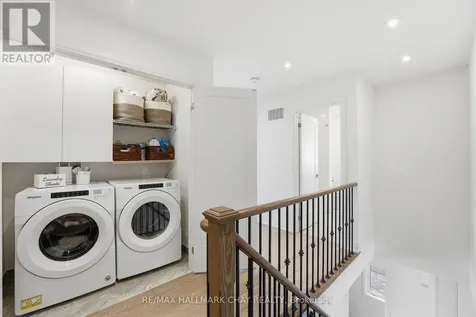 29 Shelburne Avenue Wasaga Beach ON L9Z 0J4