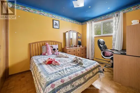 26 Tutton Place Cambridge ON N1R 4S8