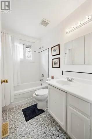 26 Tutton Place Cambridge ON N1R 4S8