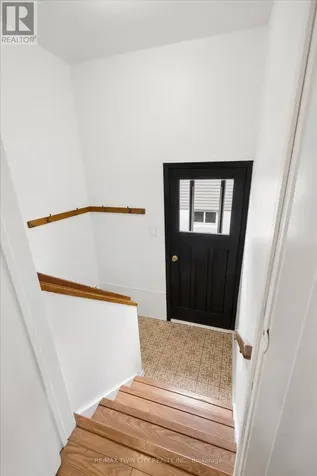 26 Tutton Place Cambridge ON N1R 4S8