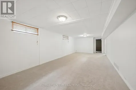 26 Tutton Place Cambridge ON N1R 4S8