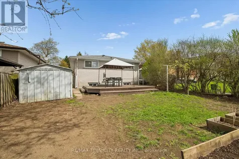 26 Tutton Place Cambridge ON N1R 4S8