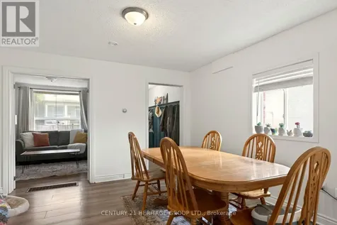 62 Emerald Street North Hamilton (landsdale) ON L8L 5K3