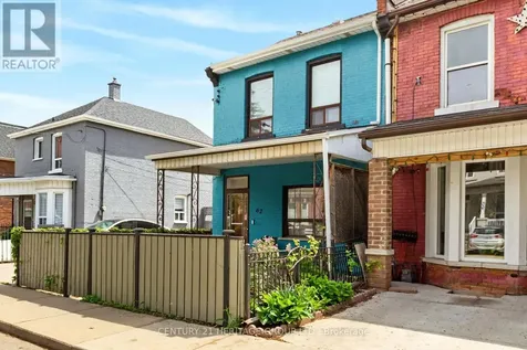 62 Emerald Street North Hamilton (landsdale) ON L8L 5K3