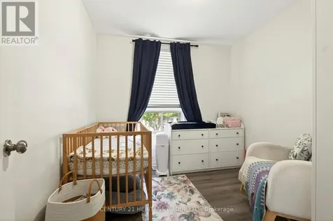 62 Emerald Street North Hamilton (landsdale) ON L8L 5K3
