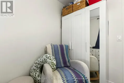 62 Emerald Street North Hamilton (landsdale) ON L8L 5K3