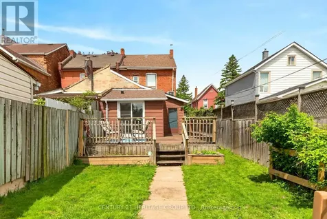 62 Emerald Street North Hamilton (landsdale) ON L8L 5K3