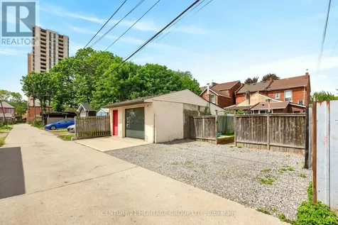 62 Emerald Street North Hamilton (landsdale) ON L8L 5K3