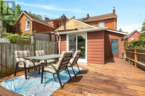62 Emerald Street North Hamilton (landsdale) ON L8L 5K3