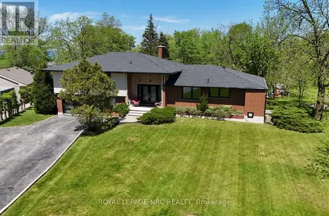 44 Fifty Road Hamilton ON L8J 2X6