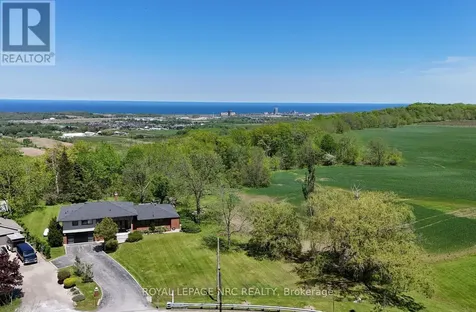 44 Fifty Road Hamilton ON L8J 2X6