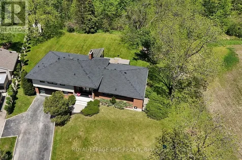 44 Fifty Road Hamilton ON L8J 2X6