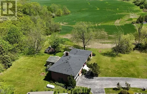 44 Fifty Road Hamilton ON L8J 2X6