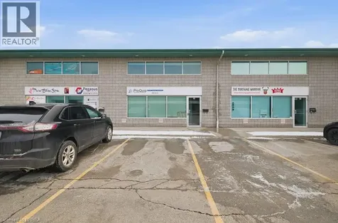 45 Dalkeith Drive Brantford ON N3P 1M1