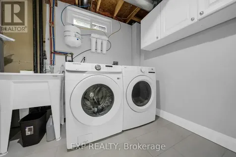 26 Peachtree Crescent Cambridge ON N1S 4W5