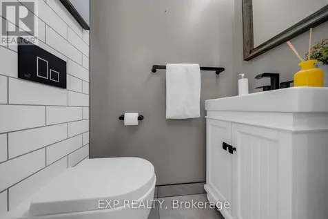 26 Peachtree Crescent Cambridge ON N1S 4W5