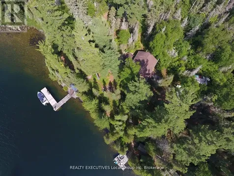 Pt 127 Island Temagami ON P0H 2H0