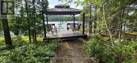 Pt 127 Island Temagami ON P0H 2H0