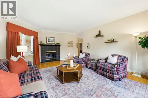 30 Doon Drive London ON N5X 3X2