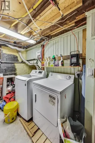1 Milne Avenue Toronto (oakridge) ON M1L 1J7