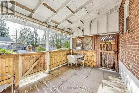 1 Milne Avenue Toronto (oakridge) ON M1L 1J7