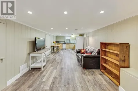 1 Milne Avenue Toronto (oakridge) ON M1L 1J7