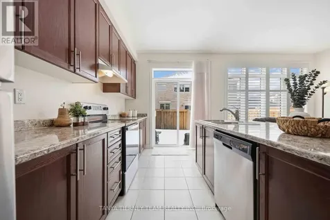 34 Mulgrave Street Whitby ON L1P 0J9