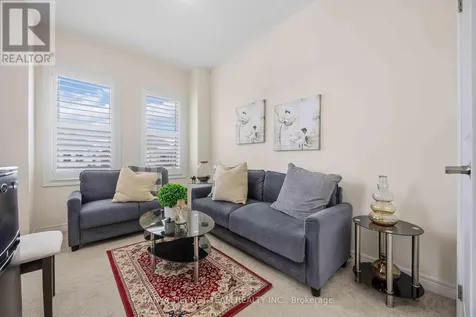 34 Mulgrave Street Whitby ON L1P 0J9