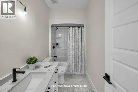 26 Rosewood Crescent Chatham ON N7M 0V4