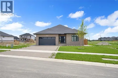 26 Rosewood Crescent Chatham ON N7M 0V4