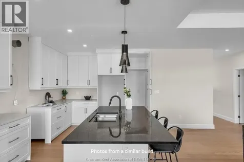 14 Rosewood Crescent Chatham ON N7M 0V4
