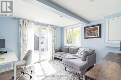 9 Colborne Street Oro-medonte ON L4M 4S1