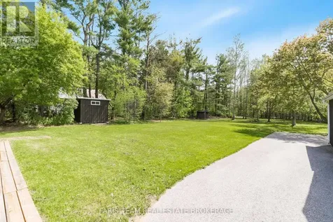 9 Colborne Street Oro-medonte ON L4M 4S1