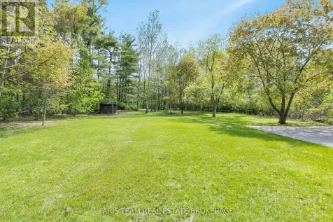 9 Colborne Street Oro-medonte ON L4M 4S1