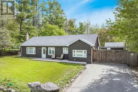 9 Colborne Street Oro-medonte ON L4M 4S1