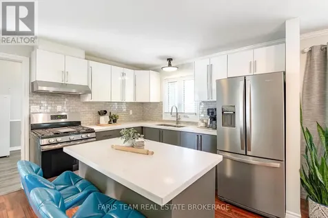 9 Colborne Street Oro-medonte ON L4M 4S1