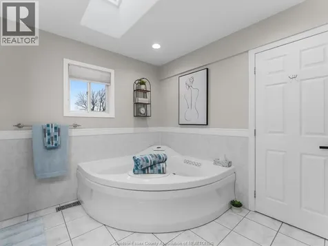 46 Brush Crescent Amherstburg ON N9V 3Y5