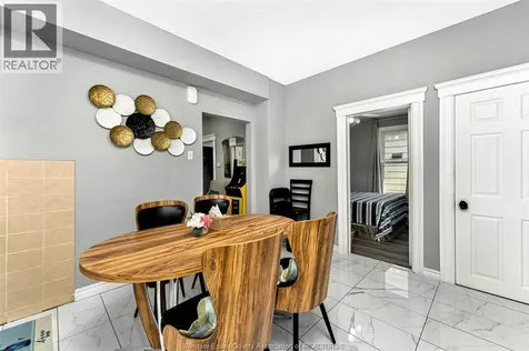 1055 Hall Avenue Windsor ON N9A 2M6