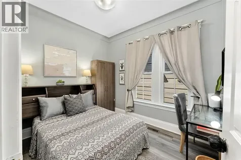 1055 Hall Avenue Windsor ON N9A 2M6