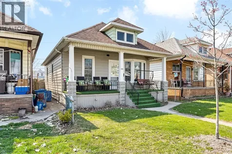 1055 Hall Avenue Windsor ON N9A 2M6