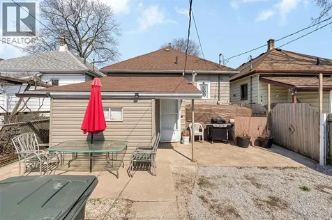 1055 Hall Avenue Windsor ON N9A 2M6