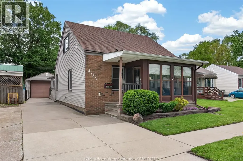 3733 Vaughan Street Windsor ON N9C 1Z6