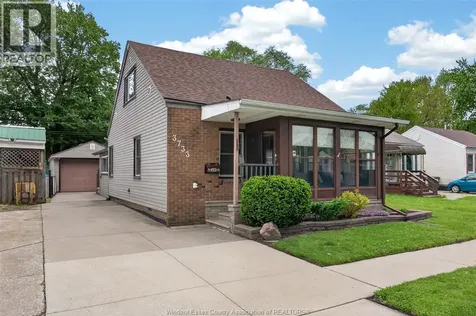 3733 Vaughan Street Windsor ON N9C 1Z6
