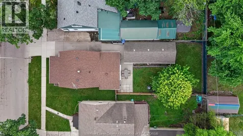 3733 Vaughan Street Windsor ON N9C 1Z6