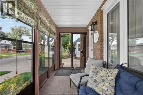 3733 Vaughan Street Windsor ON N9C 1Z6
