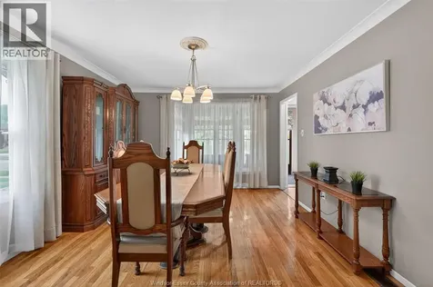 3733 Vaughan Street Windsor ON N9C 1Z6