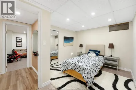 172 Pointe West Amherstburg ON N9V 3R6