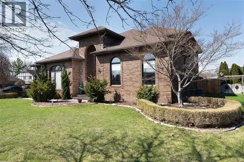 172 Pointe West Amherstburg ON N9V 3R6