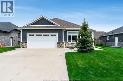 8 Wisteria Lane Kingsville ON N9Y 0E3